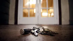 Vergeet je steeds waar je sleutels liggen? Psychologen noemen 10 unieke kenmerken van deze mensen